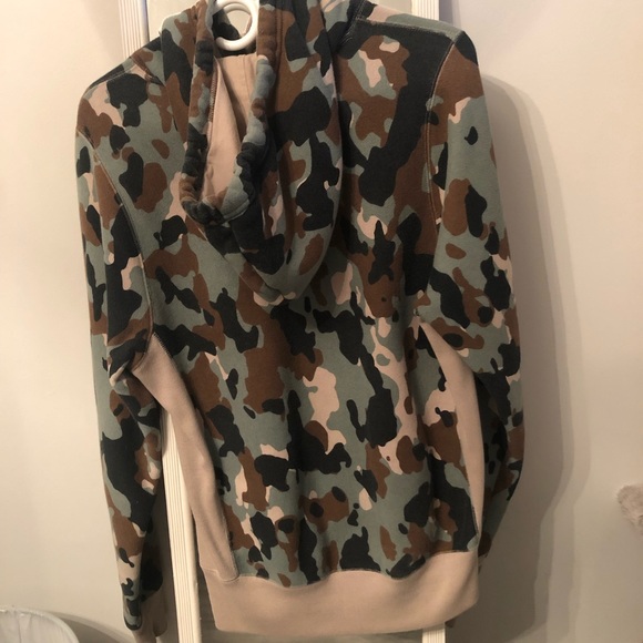 Vintage Champion X Urban Outfitters Reverse Weave Camo Hoodie - Picture 5 of 7